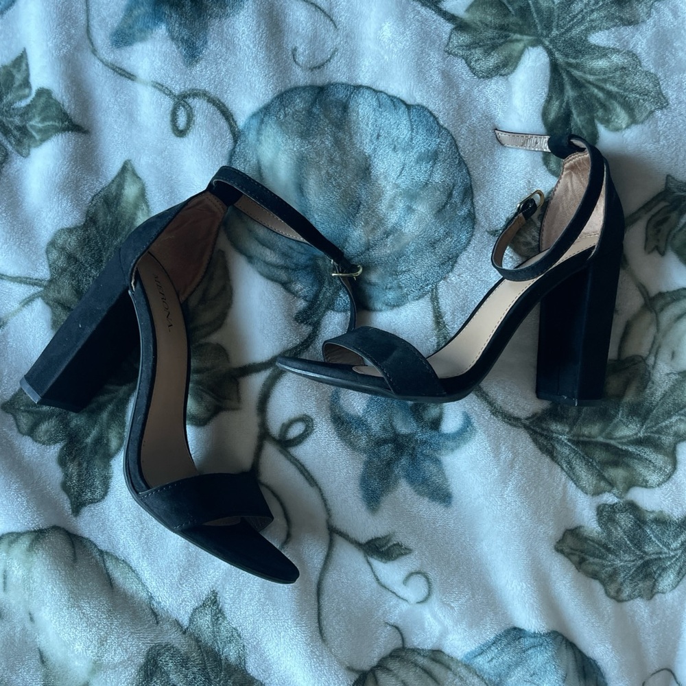 Size 6 Black Merona Block Heels